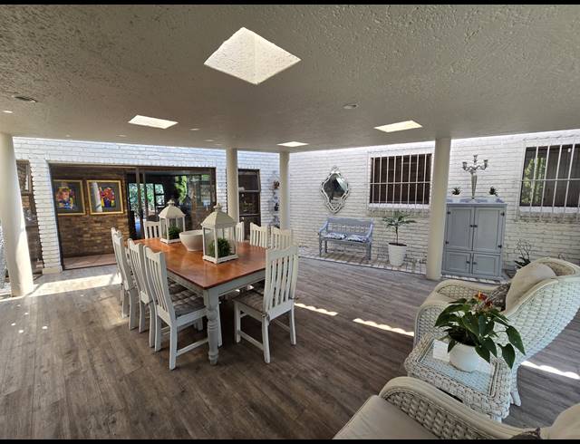 3 BEDROOM FREEHOLD FOR SALE IN GLENVISTA